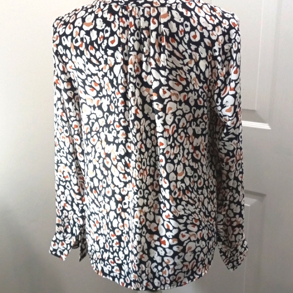 Womens Sz PM  Multi Blk/Tan/off white Blouse - Picture 2 of 6
